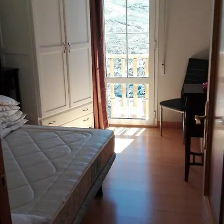 Chalet Casa Adosada En *